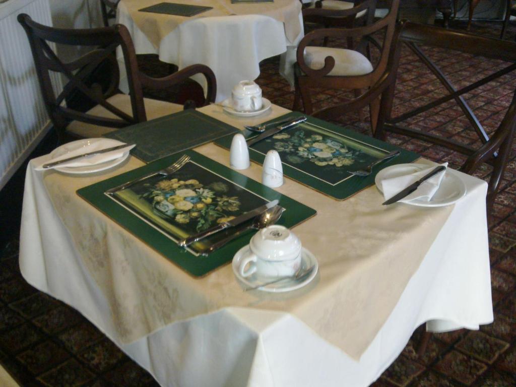 The Chelsea Bed & Breakfast Llandudno Ngoại thất bức ảnh