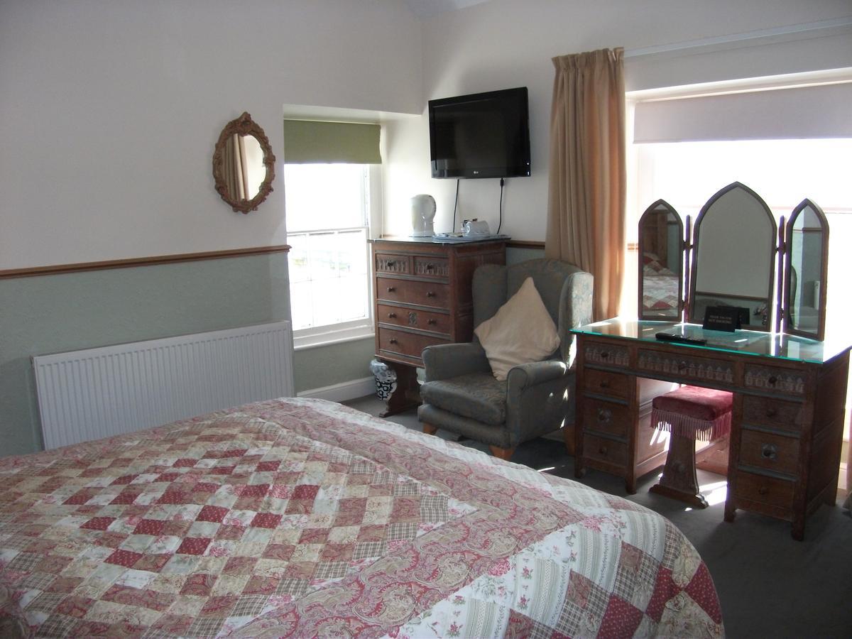 The Chelsea Bed & Breakfast Llandudno Ngoại thất bức ảnh