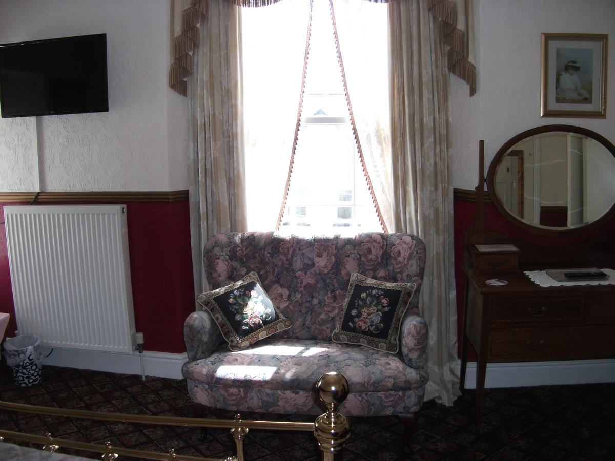 The Chelsea Bed & Breakfast Llandudno Ngoại thất bức ảnh